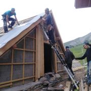 Rive biaise en tôle ondulée